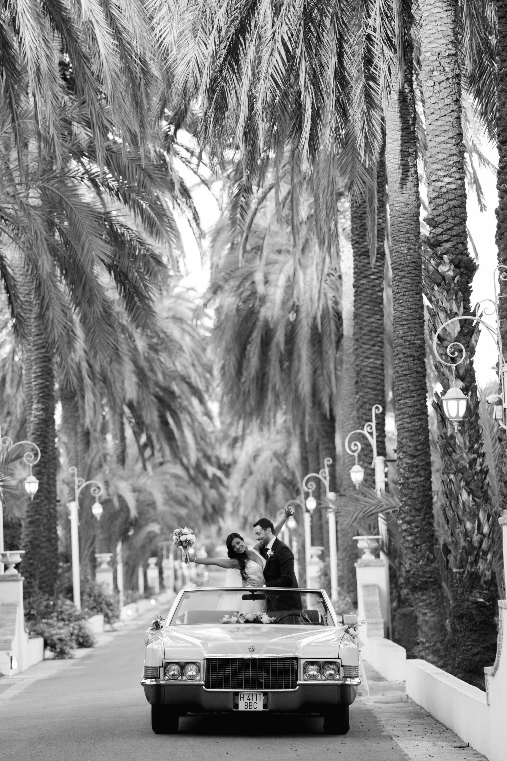 Cadillac Deville en blanco y negro coche de bopdas